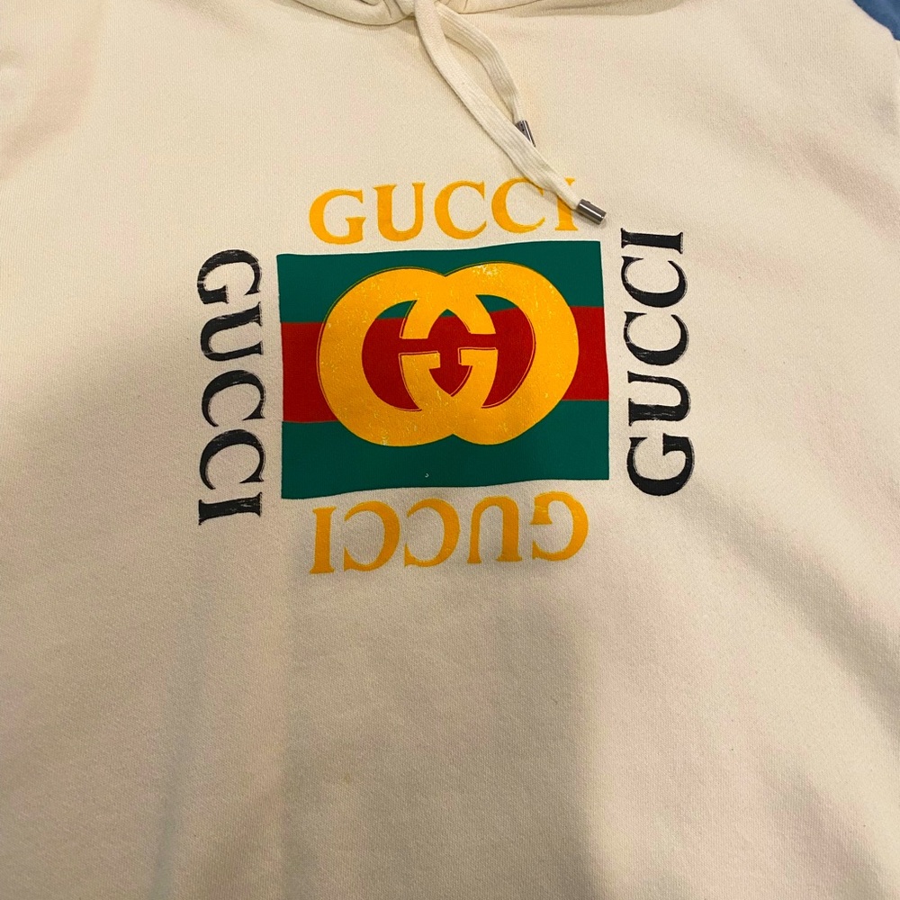 Gucci sweatshirt